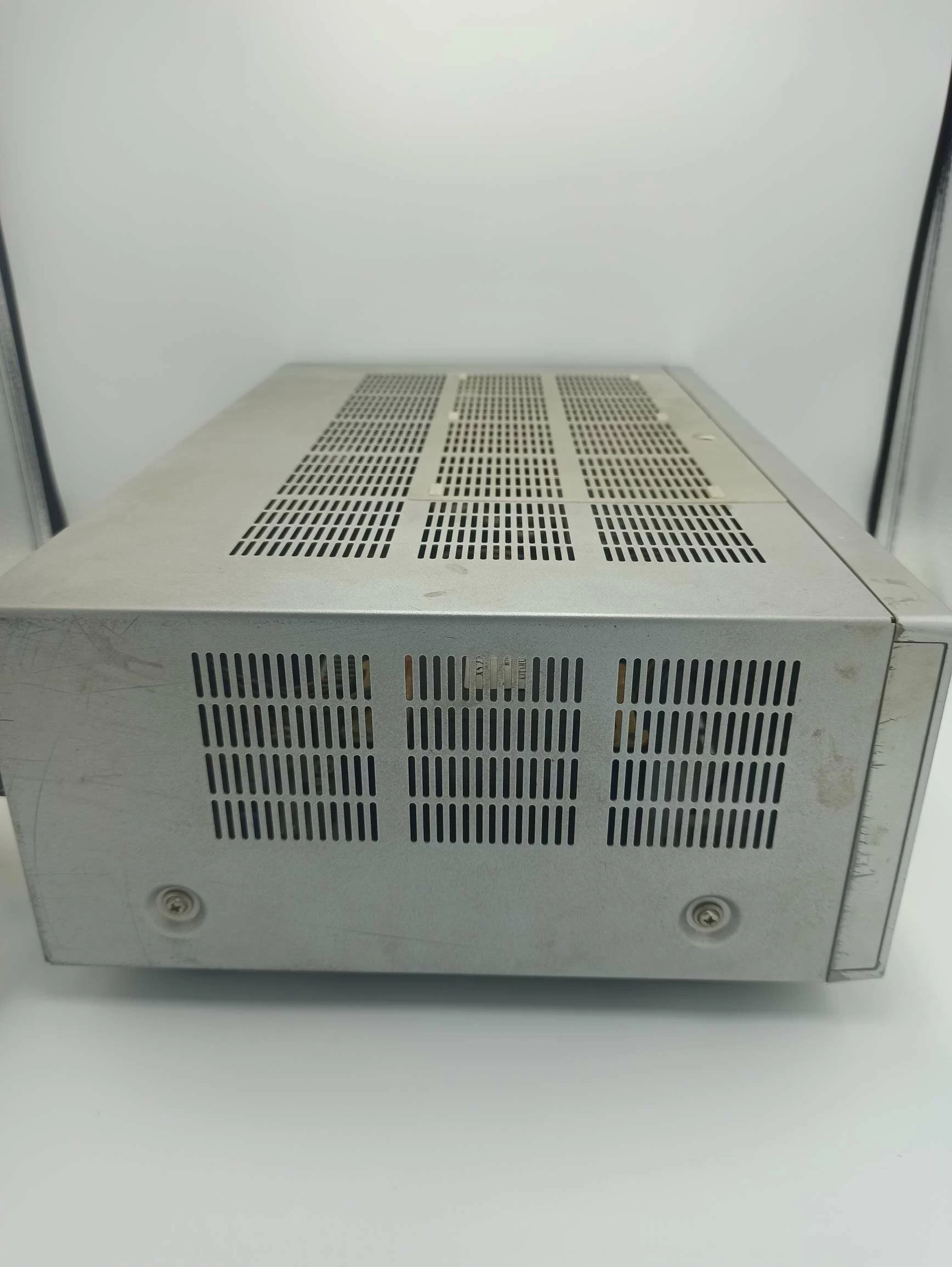 amplituner-yamaha-htr-5930-stan-11323-2