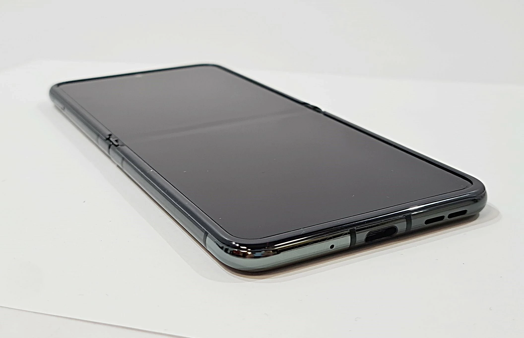 motorola-razr-40-ultra-8gb256gb-dualsim-typ-202685-212929