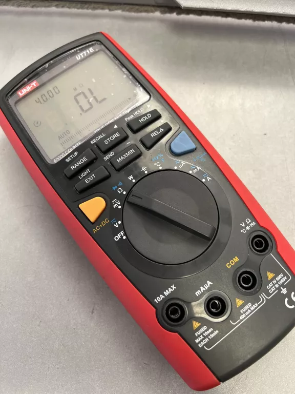 MIERNIK UNIWERSALNY UNI-T UT71E