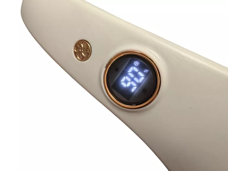 WIATRAK WENTYLATOR NA SZYJĘ KARK USB PRZENOŚNY WIATRAK KLIMATYZATOR LCD