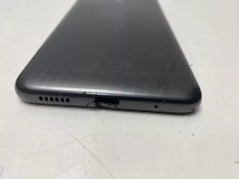 TELEFON MOTOROLA MOTO E40 4/64GB
