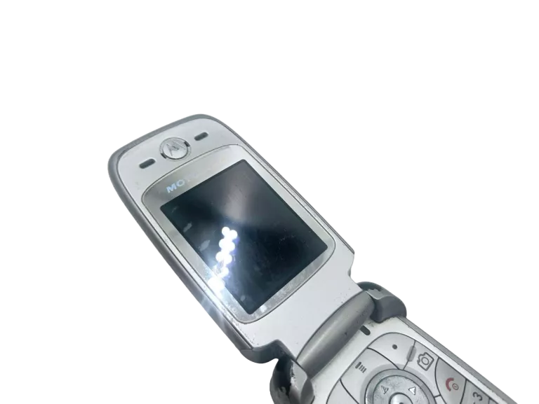 telefon-motorola-v360-opis-przekatna-ekranu-220