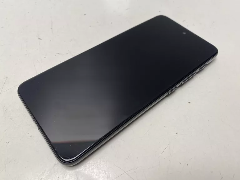 TELEFON MOTOROLA MOTO E40 4/64GB