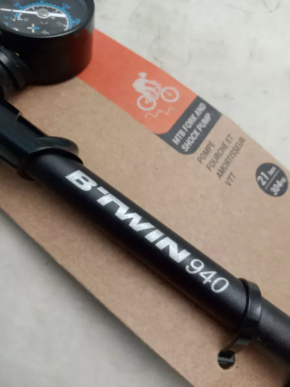POMPKA ROWEROWA DECATHLON B.TWIN 940