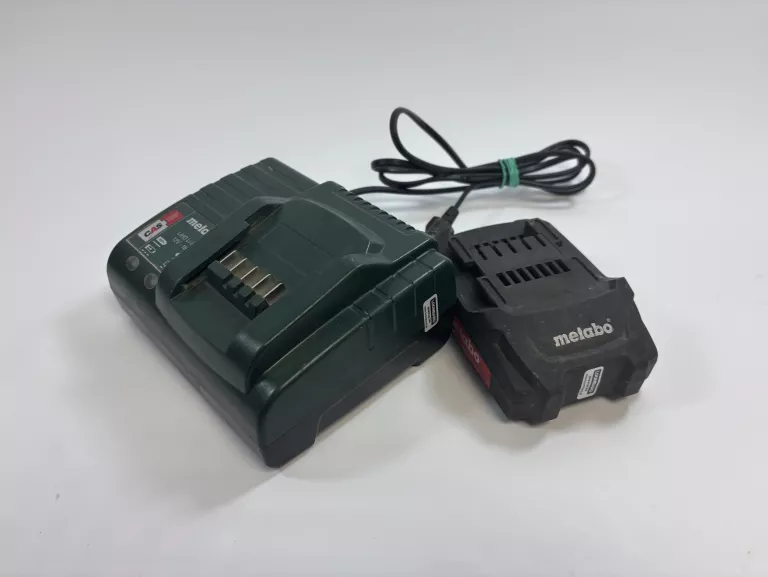 ŁADOWARKA METABO SC30 + AKUMULATOR