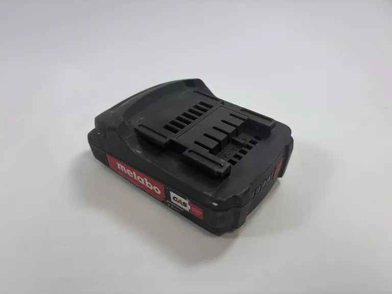 ŁADOWARKA METABO SC30 + AKUMULATOR