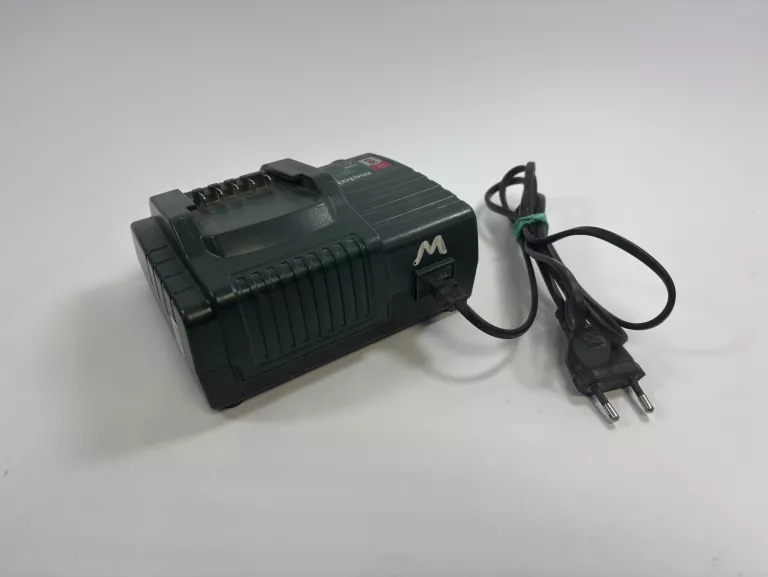 ŁADOWARKA METABO SC30 + AKUMULATOR