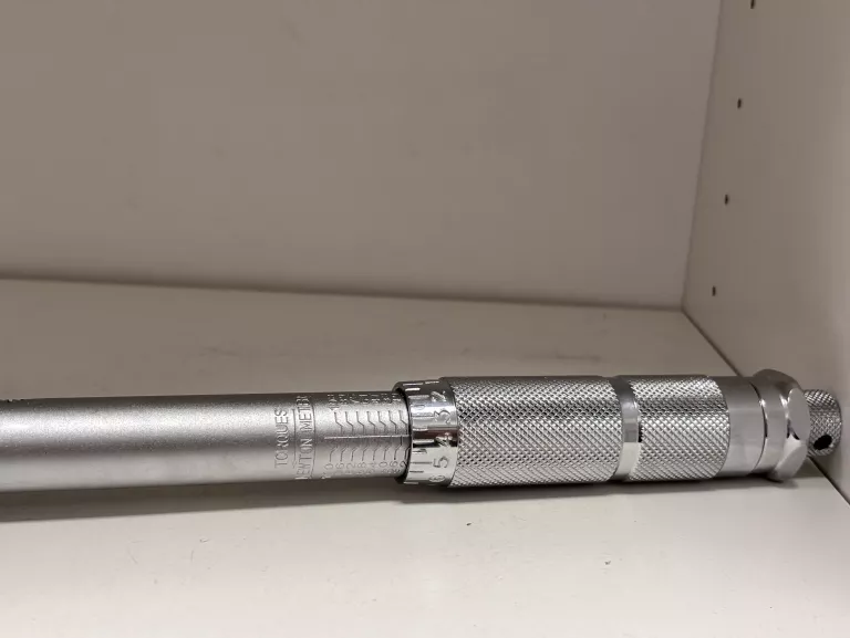 UNIOR KLUCZ DYNAMOMETRYCZNY UNIOR 264