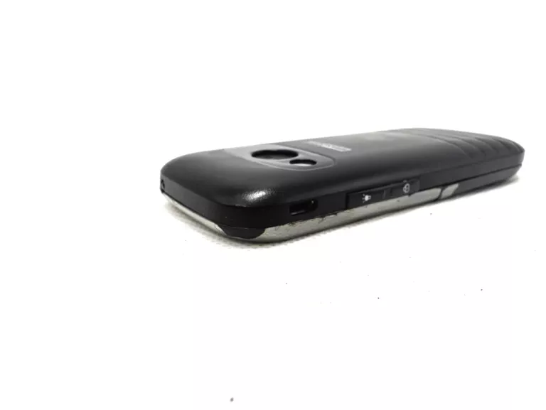 TELEFON MAXCOM MM720BB Z ŁADOWARKĄ