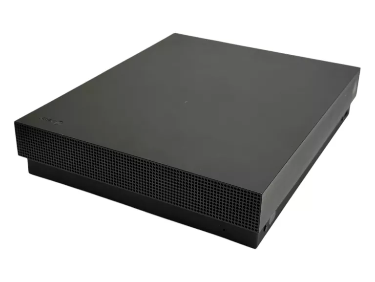 konsola-xbox-one-x-1-tb-czarny-gta-v-gry-w-zestawie-205998-225574