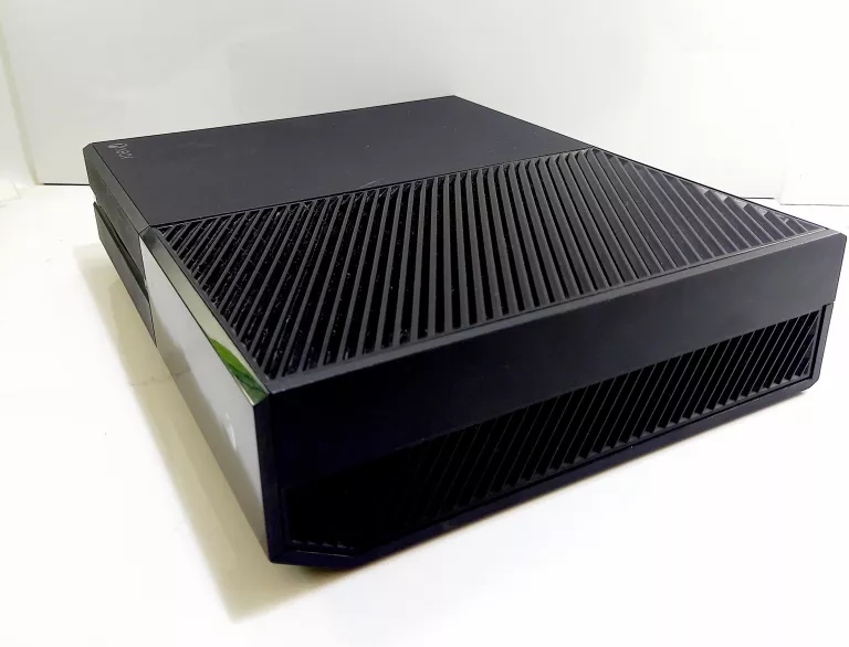 KONSOLA XBOX ONE 500GB + PAD + 2GRY