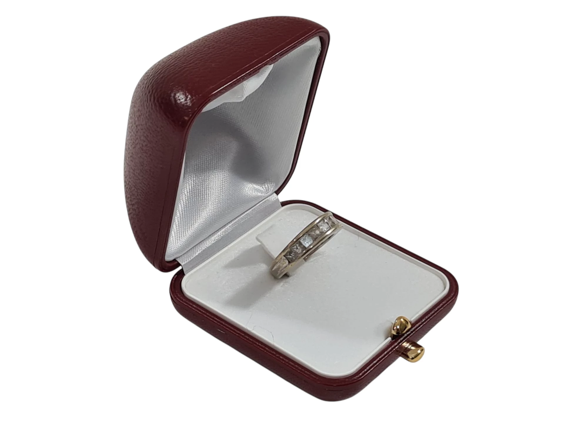 zloty-uroczy-pierscionek-z-diamentami-marka-248811-958954