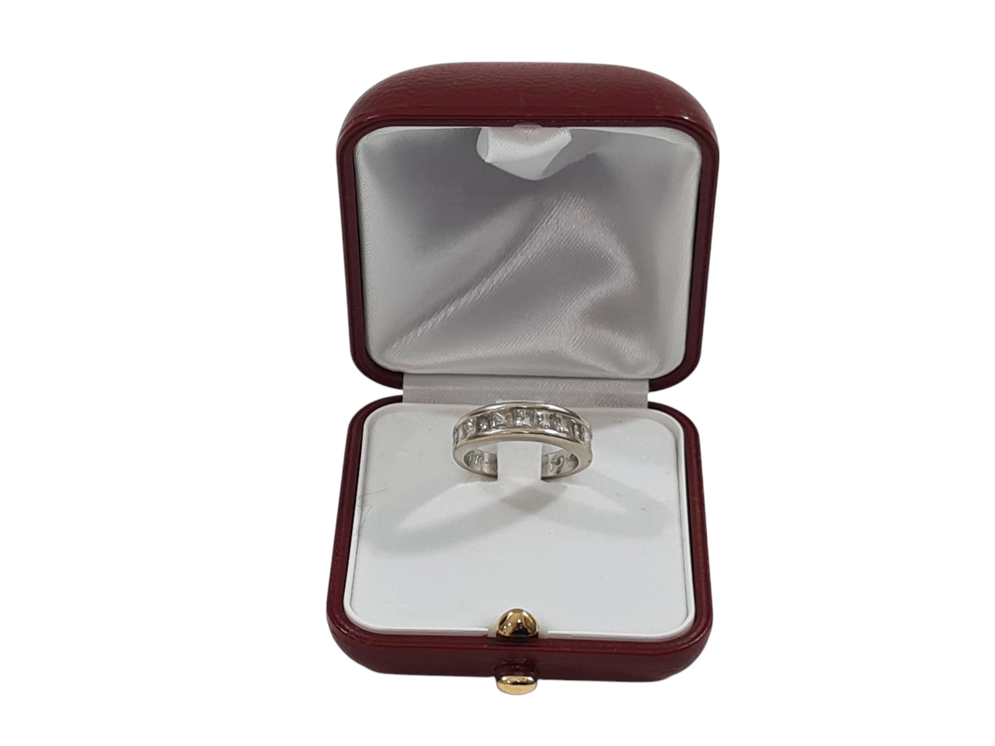 zloty-uroczy-pierscionek-z-diamentami-marka-248811-958954