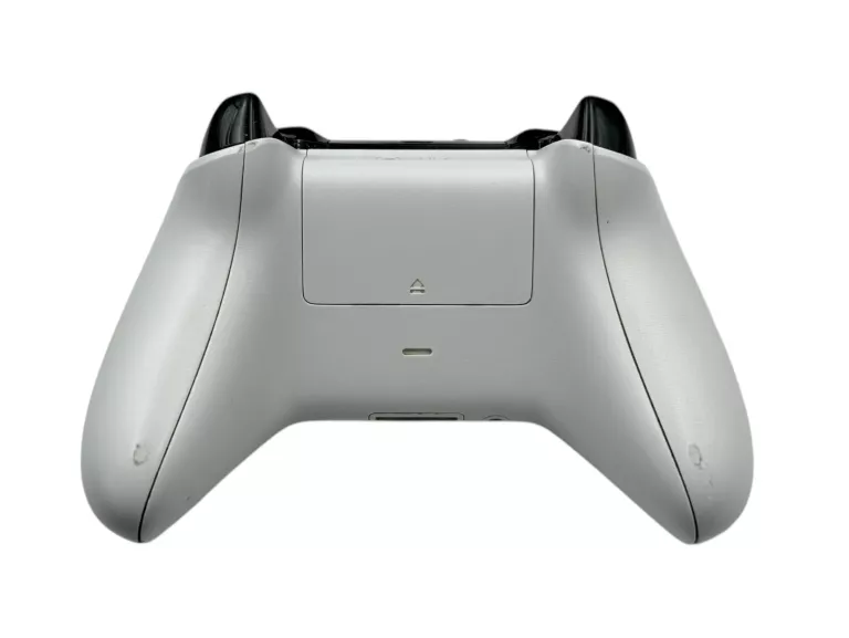 KONSOLA MICROSOFT XBOX ONE S 500 GB MODEL 1681 + PAD + GRA FIFA 21