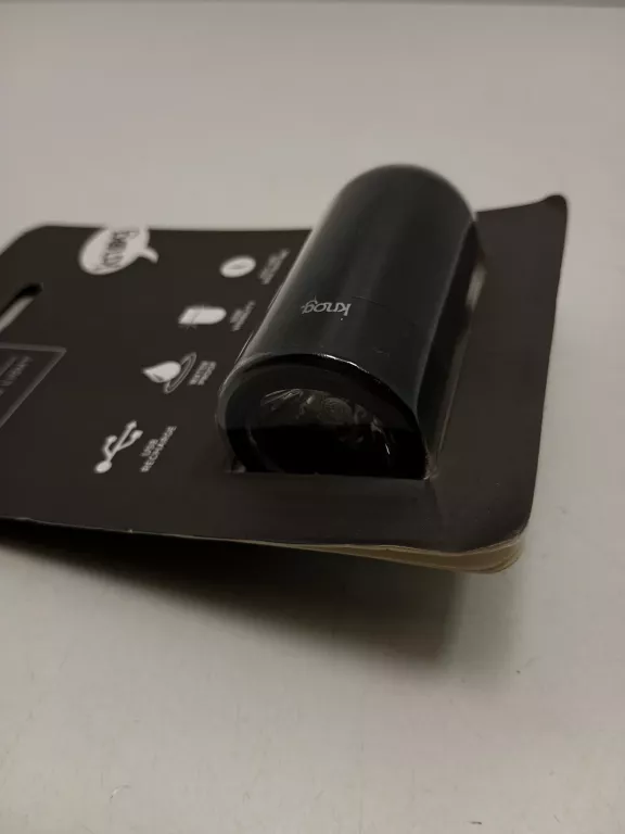 LAMPKA ROWEROWA PRZEDNIA KRÓTKA KNOG PLUG FRONT 250 LM CZARNA