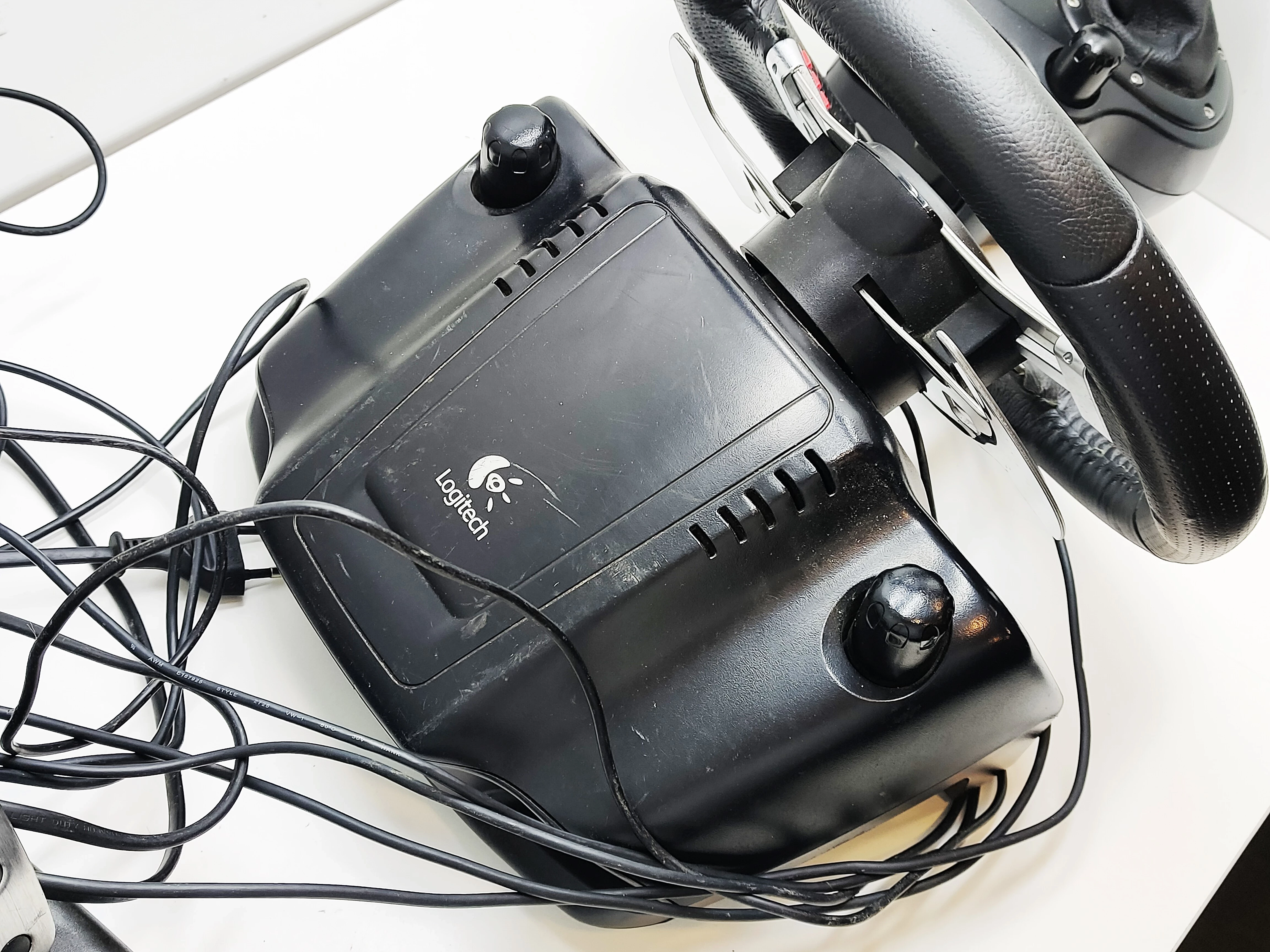 kierownica-g27-racing-wheel-pcps2ps3-logitech-kod-producenta-941-000092