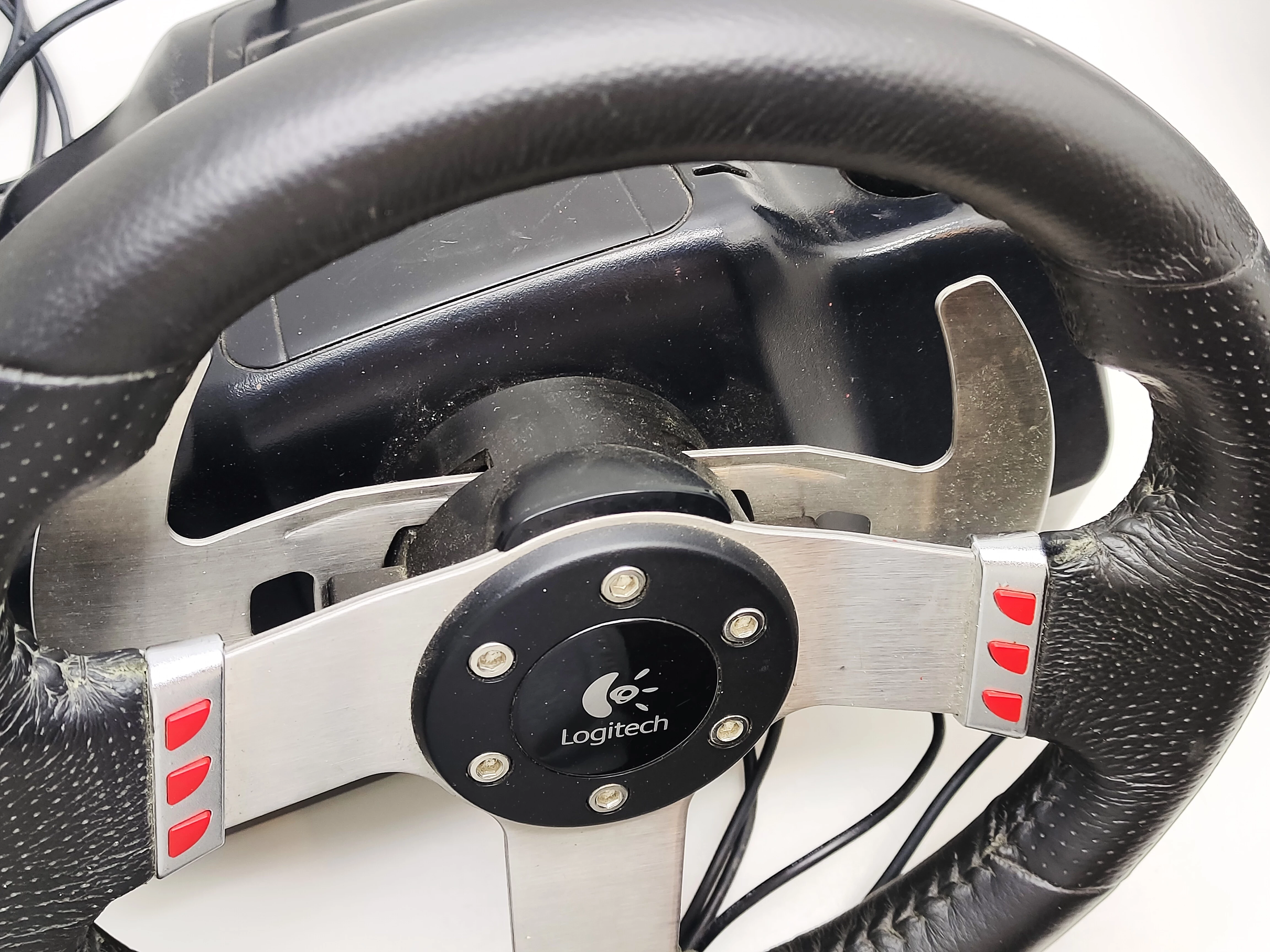 kierownica-g27-racing-wheel-pcps2ps3-logitech-model-g27