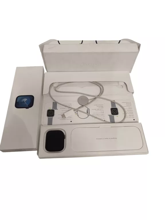 SMARTWATCH APPLE WATCH SERIES 9 45MM A2980 PUDEŁKO