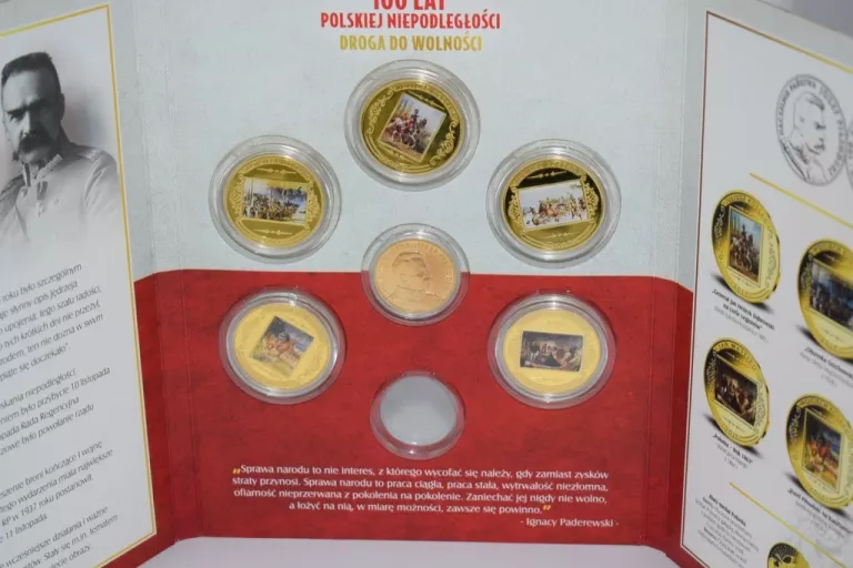 ZESTAW MEDALI 100 LAT POLSKIEJ NIEPODLEGŁOSCI DROGA DO WOLNOSCI