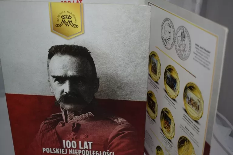ZESTAW MEDALI 100 LAT POLSKIEJ NIEPODLEGŁOSCI DROGA DO WOLNOSCI
