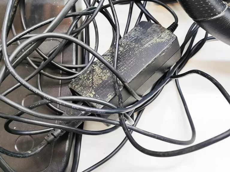 kierownica-g27-racing-wheel-pcps2ps3-logitech-waga-produktu-z-opakowaniem-jednostkowym-8250