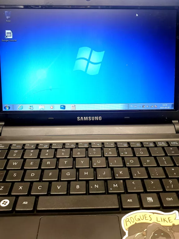 LAPTOP SAMSUNG N102 SP + ŁADOWARKA