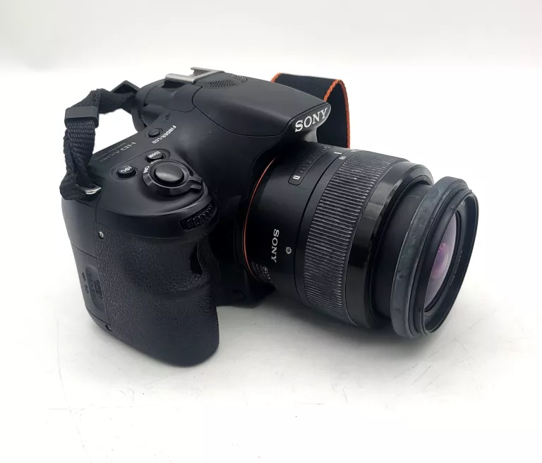 LUSTRZANKA SONY ALFA A58 + OBIEKTYW 18-55MM ŁAD+TORBA+SD 32 GB