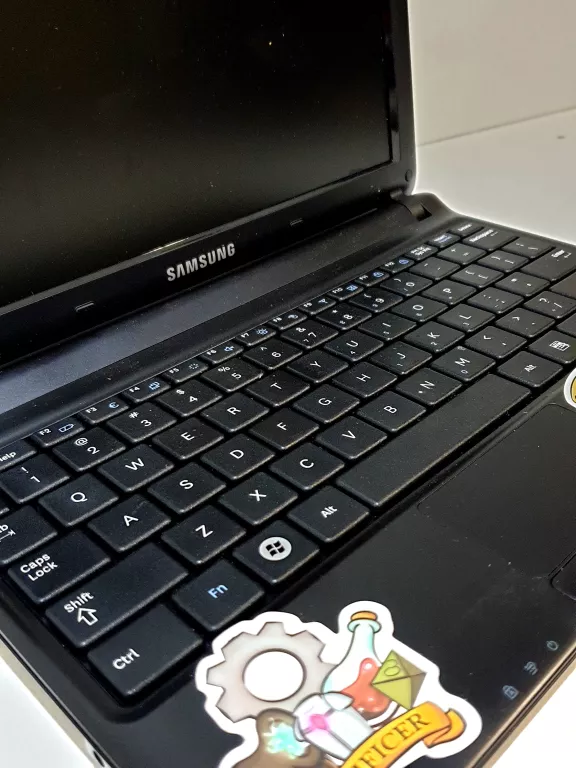 LAPTOP SAMSUNG N102 SP + ŁADOWARKA