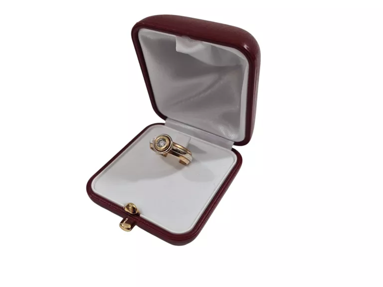 ZLOTY SOLIDNY PIERŚCIONEK Z BRYLANTEM