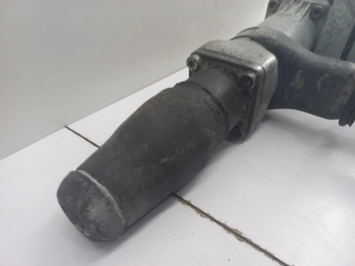 mlot-hikoki-h60mc-walizka-dluta-preferowany-odbior-osobisty-typ-uchwytu-128474-2