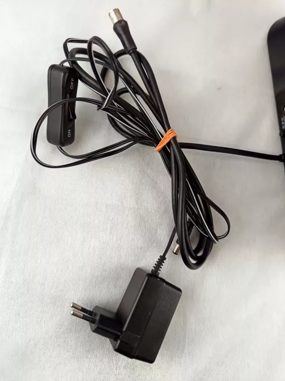 ANTENA WEWNĘTRZNA THOMSON ANT1403