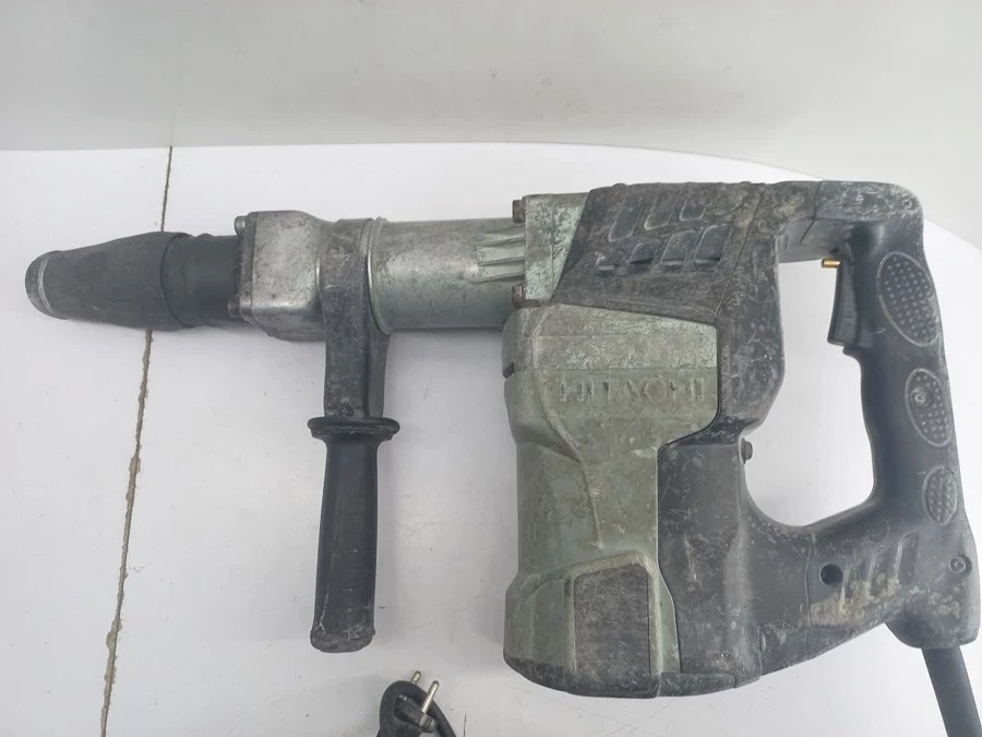 mlot-hikoki-h60mc-walizka-dluta-preferowany-odbior-osobisty-napiecie-zasilania-23000