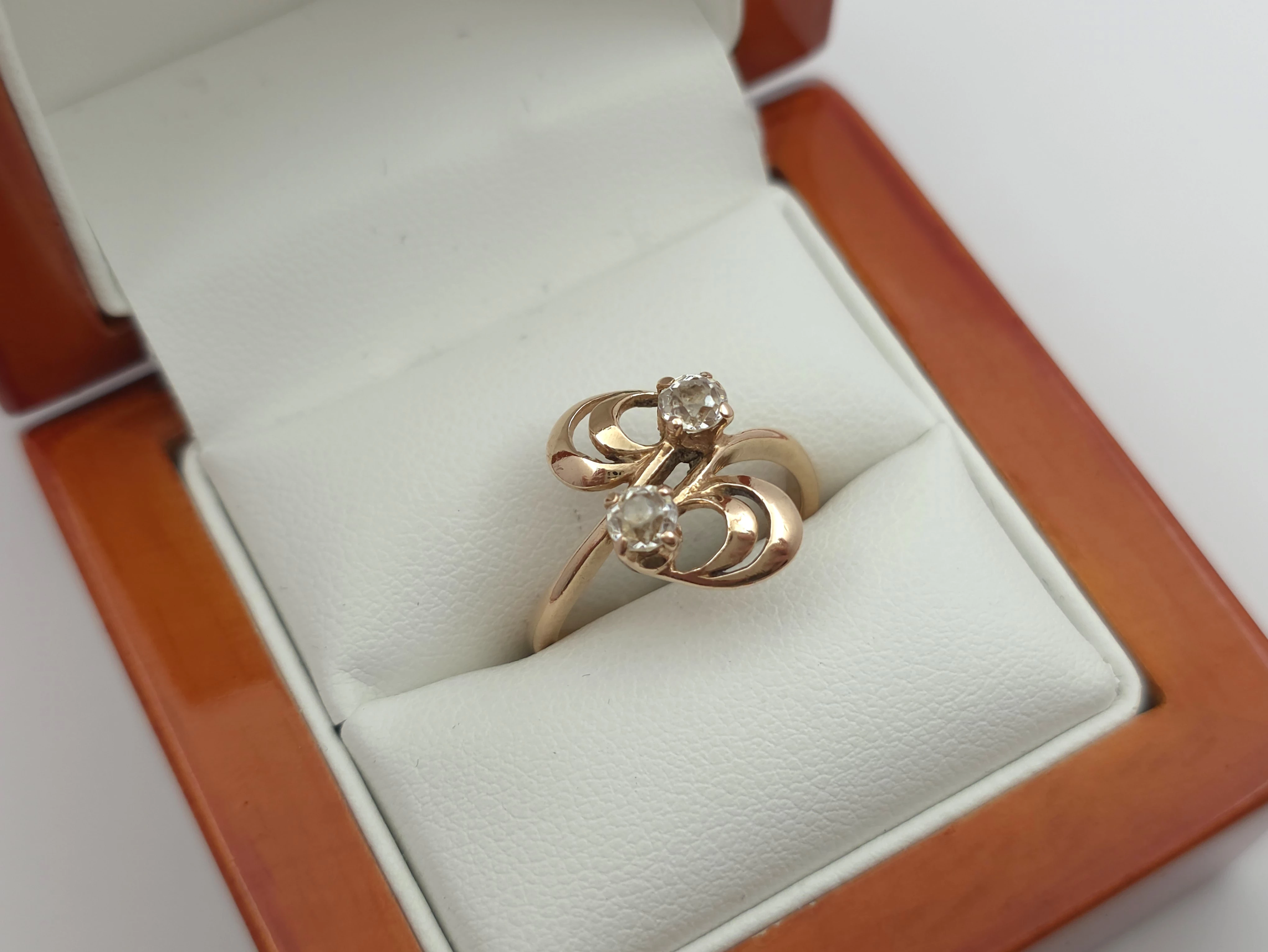 zloty-pierscionek-z-cyrkoniami-585-14k-r15-350g-stan-11323-2