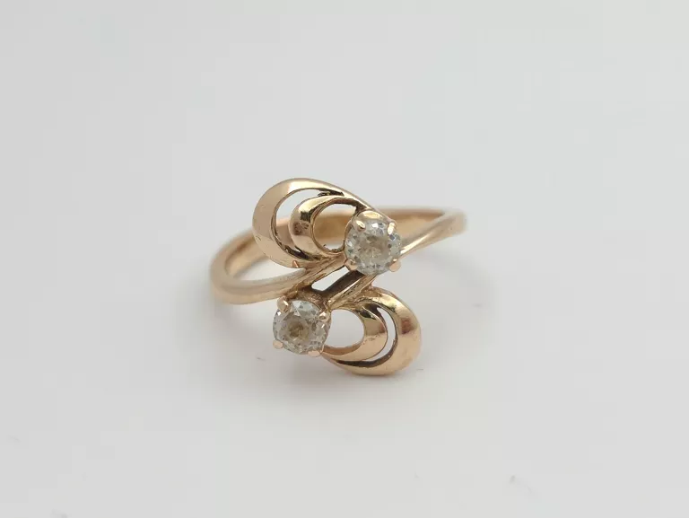 zloty-pierscionek-z-cyrkoniami-585-14k-r15-350g-material-15835-2