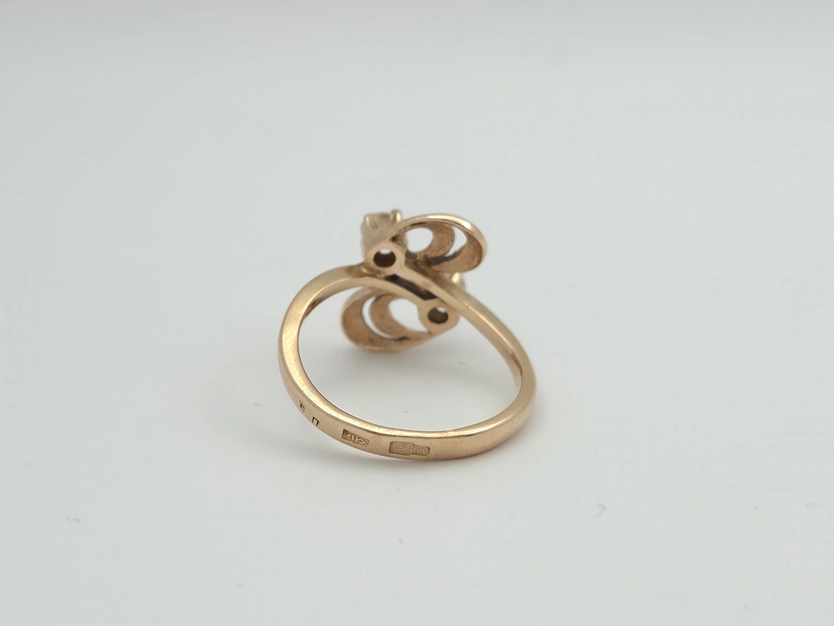 zloty-pierscionek-z-cyrkoniami-585-14k-r15-350g-rozmiarsrednica-wew-mm-372-15