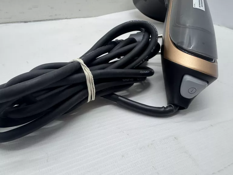 PAROWNICA PHILIPS STEAM&GO PLUS W POKROWCU