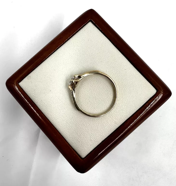 zjawiskowy-zloty-pierscionek-z-kamieniami-rozmiarsrednica-wew-mm-372-15