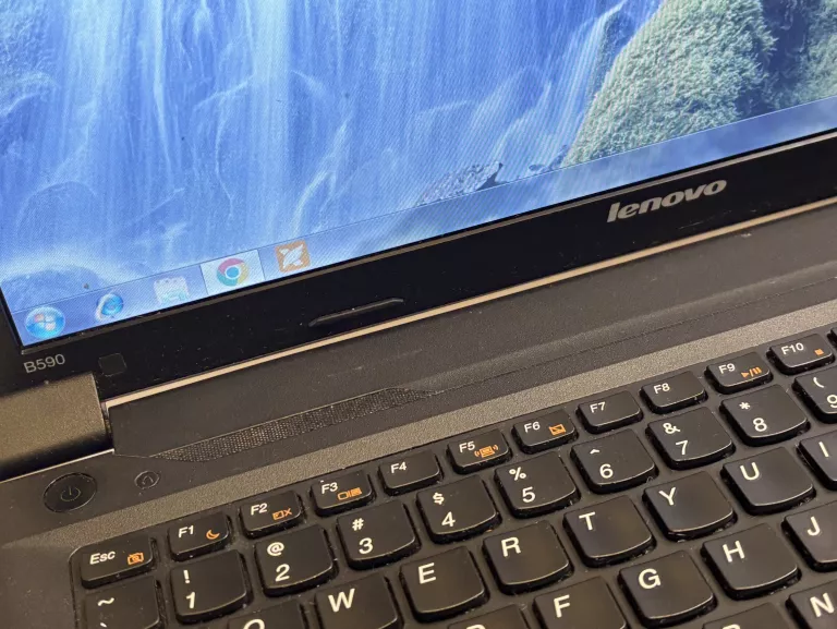 LAPTOP LENOVO B570E CELERON/4GB/320GB + ZASILACZ