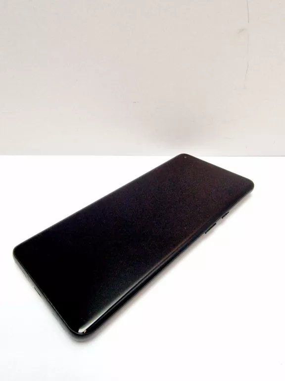 SMARTFON ONEPLUS 9 PRO 12/256GB CZARNY USZKODZONY TYŁ