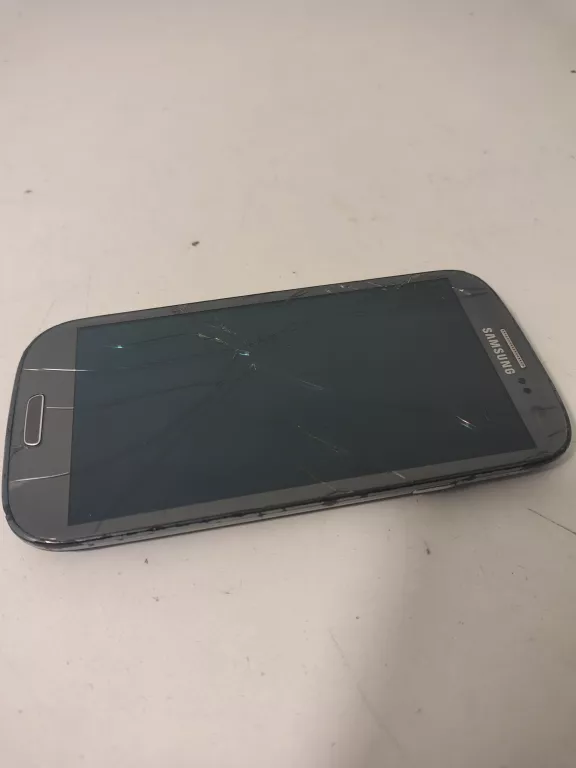 TELEFON SAMSUNG GT-I9300 PĘKNIĘTY EKRAN