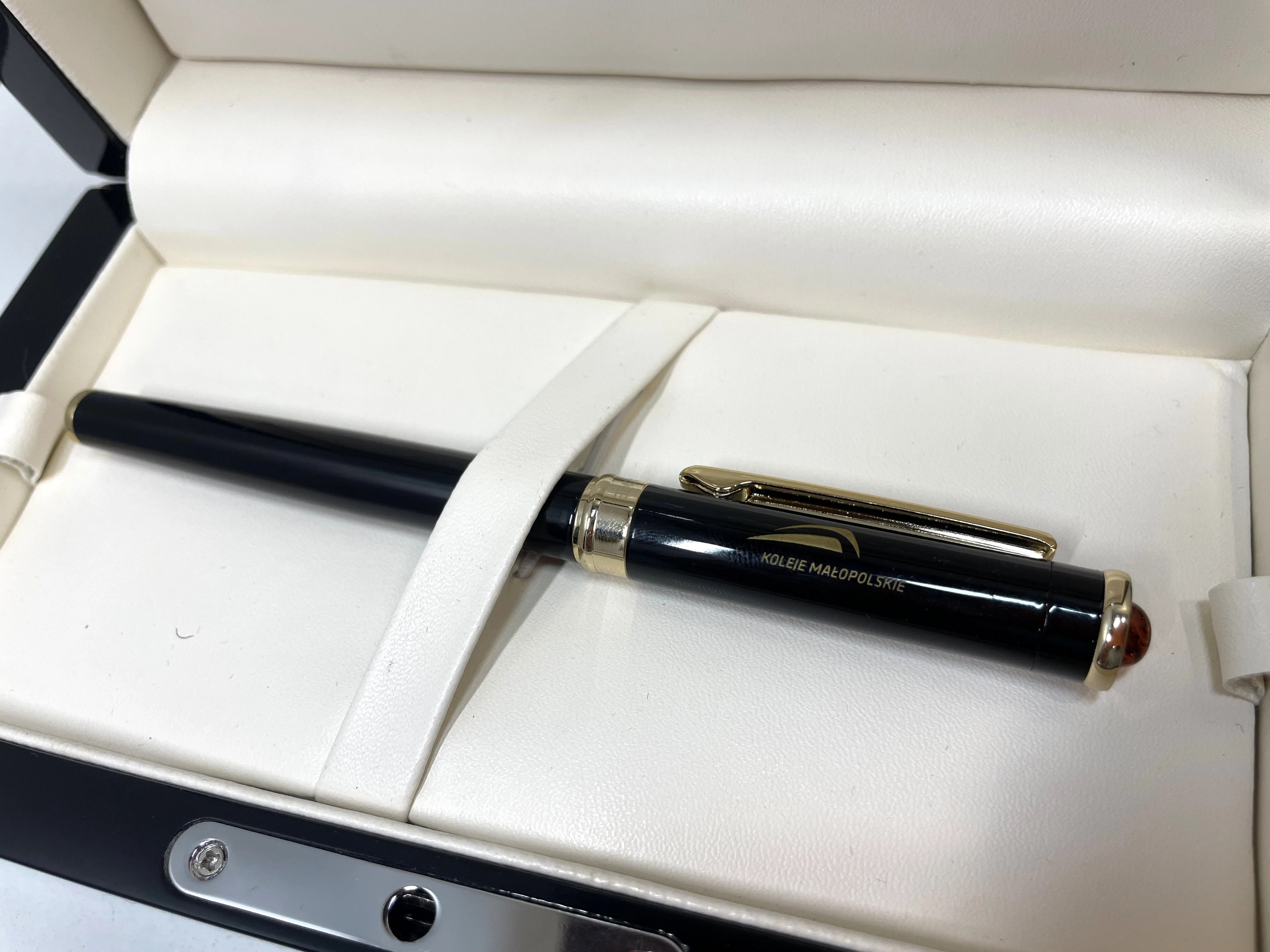 piora-wieczne-piora-polskiepud-liczba-sztuk-w-ofercie-1