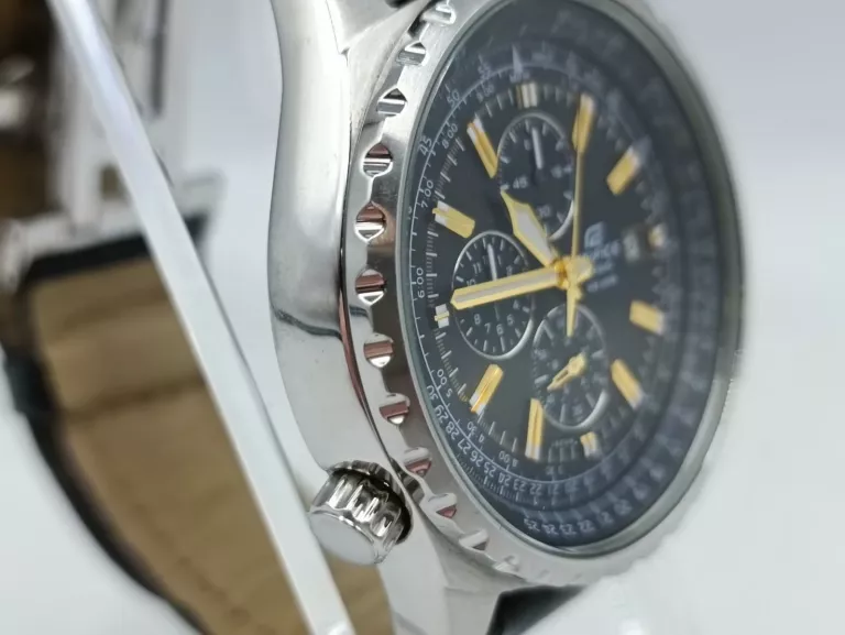 ZEGAREK CASIO EDIFICE EF-527