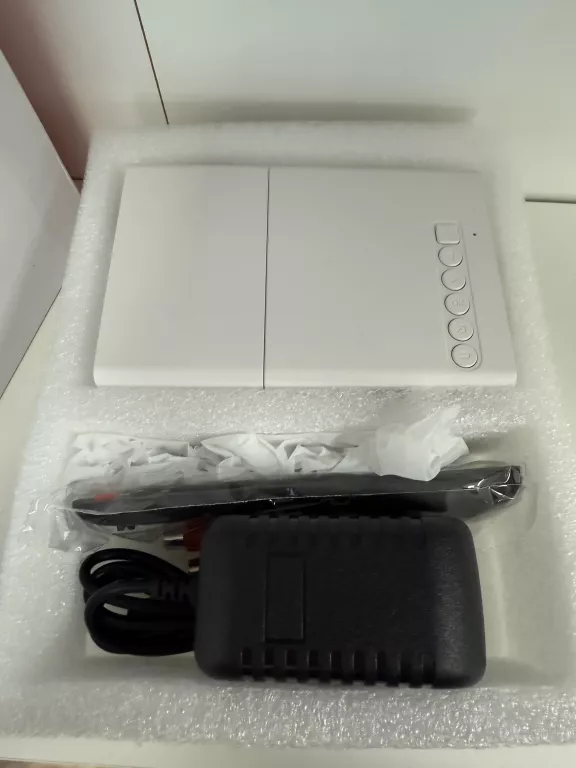 MINI LED PROJECTOR