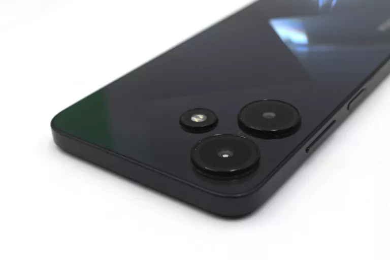 SMARTFON INFINIX HOT 30 4 GB / 128 GB 5G CZARNY