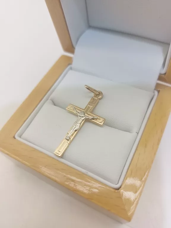 ZŁOTY WYNIOSŁY KRZYŻYK! 2,49G! 585