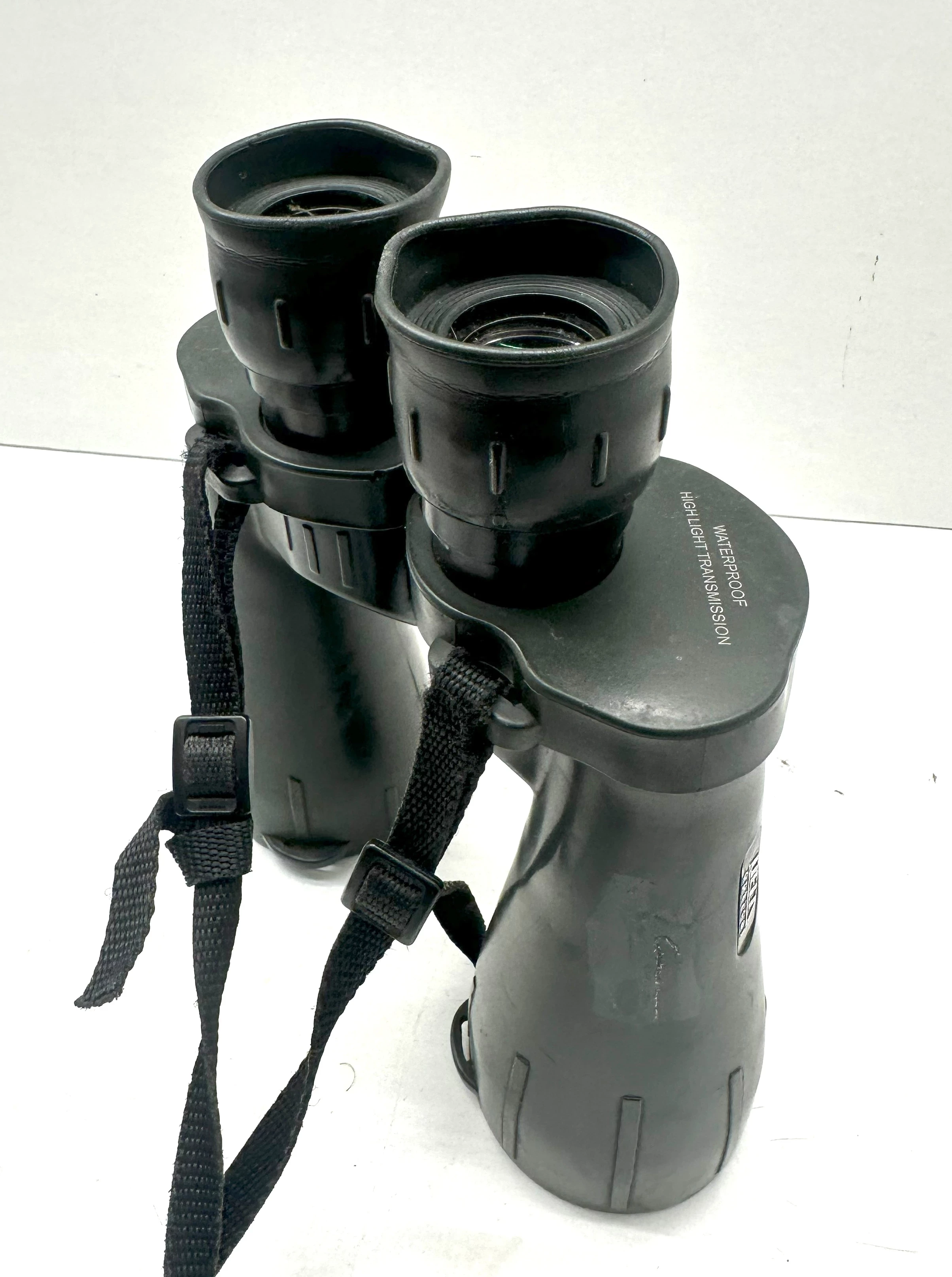 lornetka-delta-optical-titanum-10x56-stan-11323-2