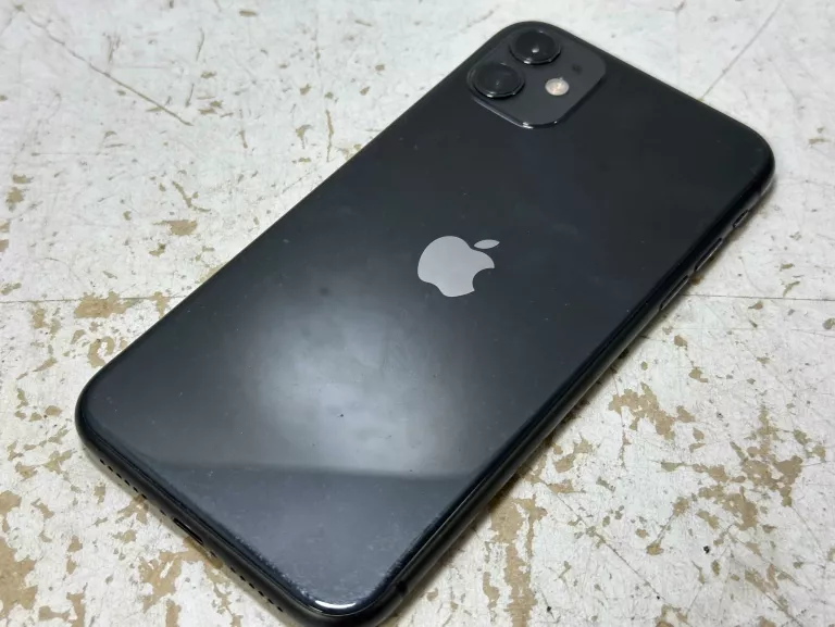 TELEFON IPHONE 11 64GB 79%