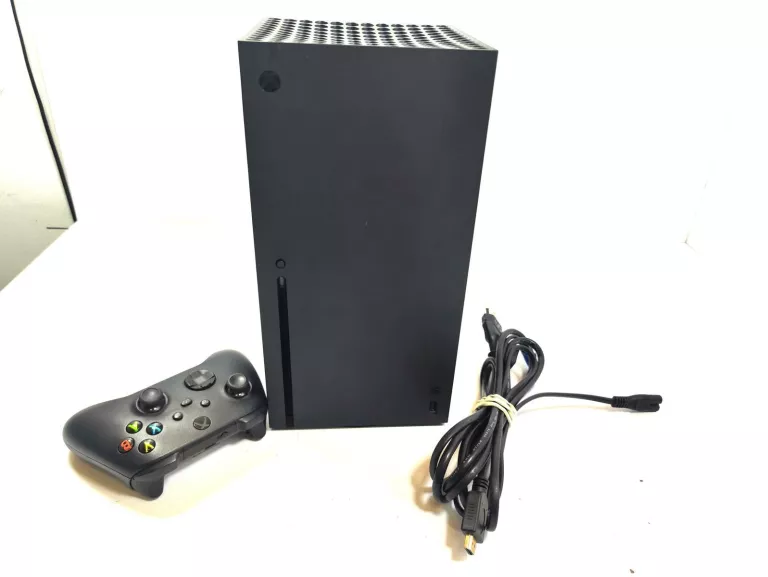 KONSOLA MICROSOFT XBOX SERIES X RRT-0009 1TB + PAD + KABLE