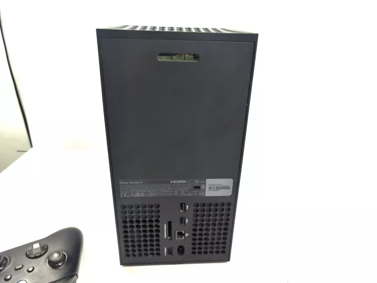 KONSOLA MICROSOFT XBOX SERIES X RRT-0009 1TB + PAD + KABLE