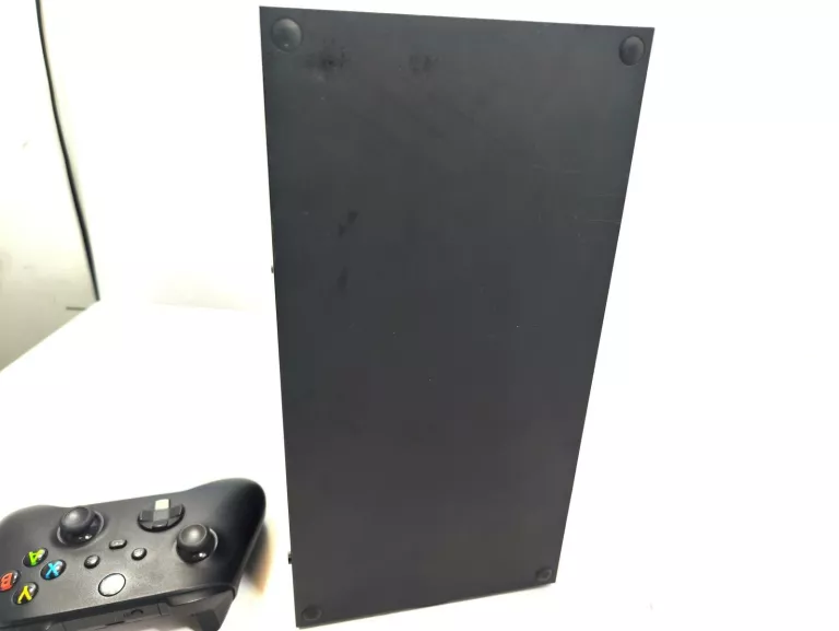 KONSOLA MICROSOFT XBOX SERIES X RRT-0009 1TB + PAD + KABLE